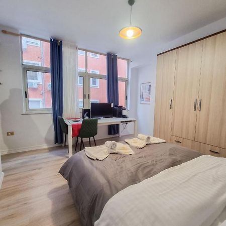 Cozy Apartment In City Center ติรานา ภายนอก รูปภาพ
