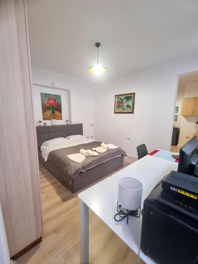 Cozy Apartment In City Center ติรานา ภายนอก รูปภาพ